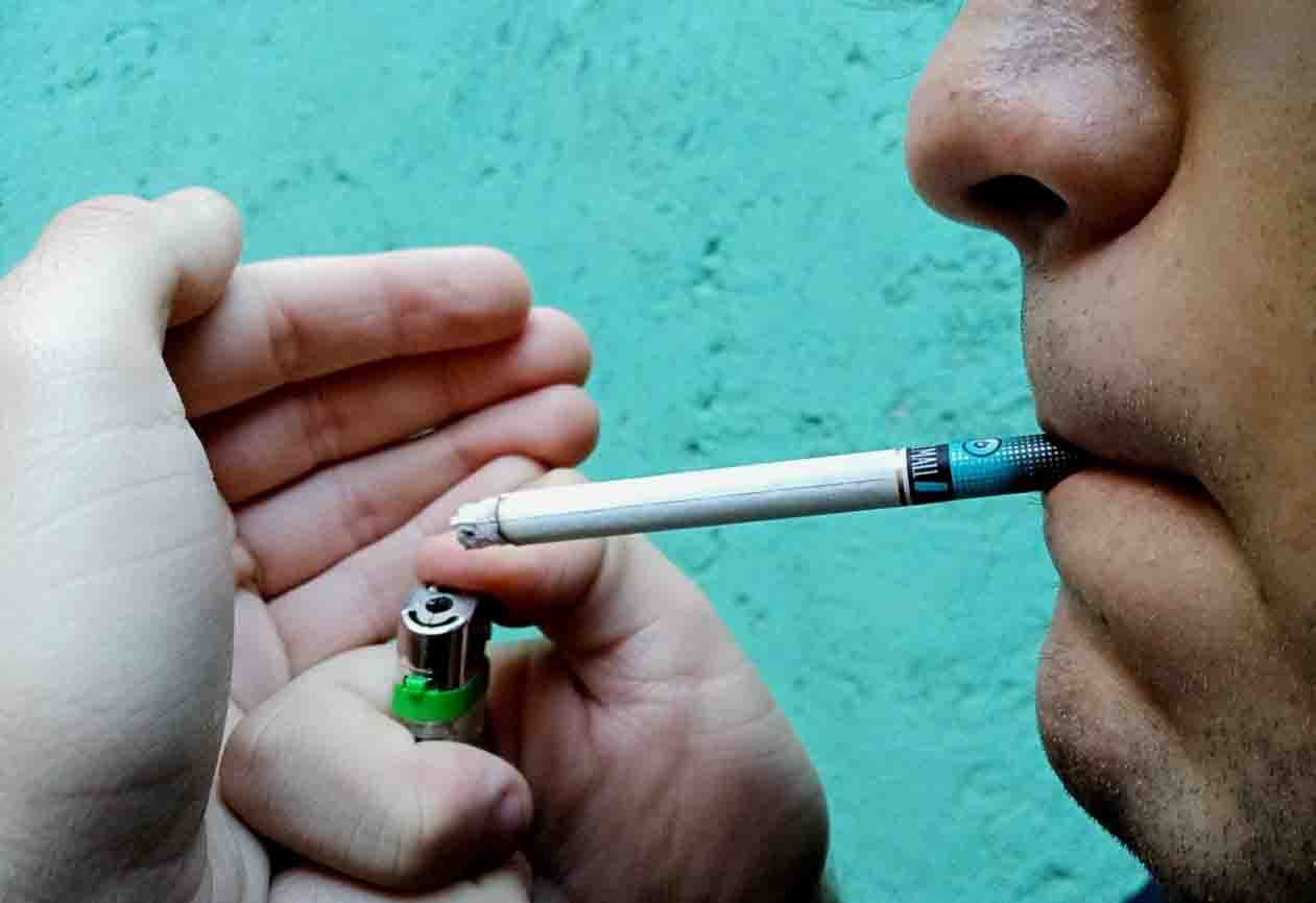 Jueces federales rechazan suspender nuevo reglamento de tabaco