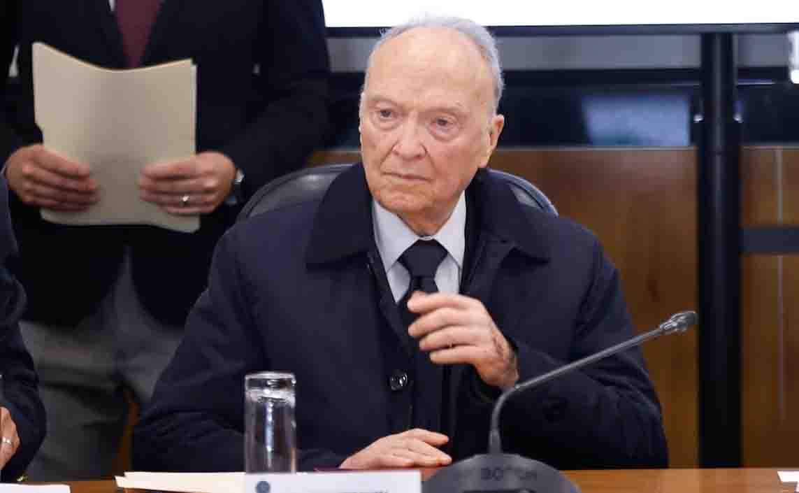 Aprueban dictamen para ratificar a Gertz Manero como embajador en Reino Unido; Comisión Permanente votará el 26 de enero