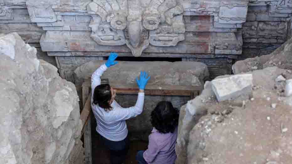 Arqueólogos descubren tumba zapoteca en Oaxaca considerada de gran valor histórico