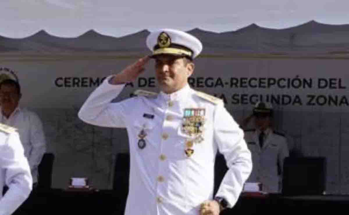 Desde el Altiplano, vicealmirante señalado por huachicol fiscal intenta evitar su baja de la Marina