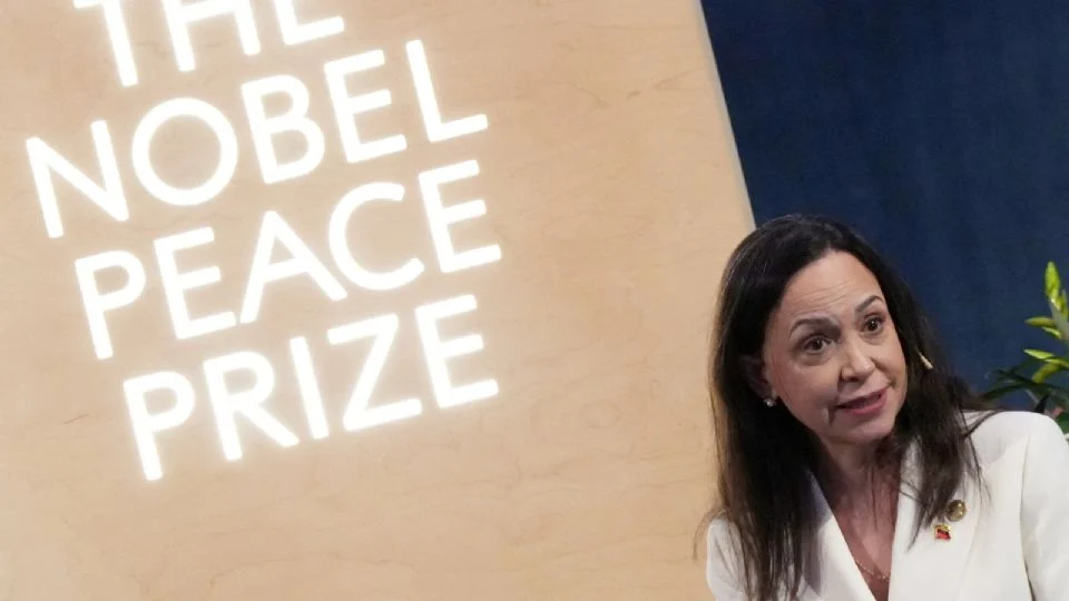 “Llegó la hora de la libertad”: María Corina Machado llama a transición democrática tras caída de Maduro