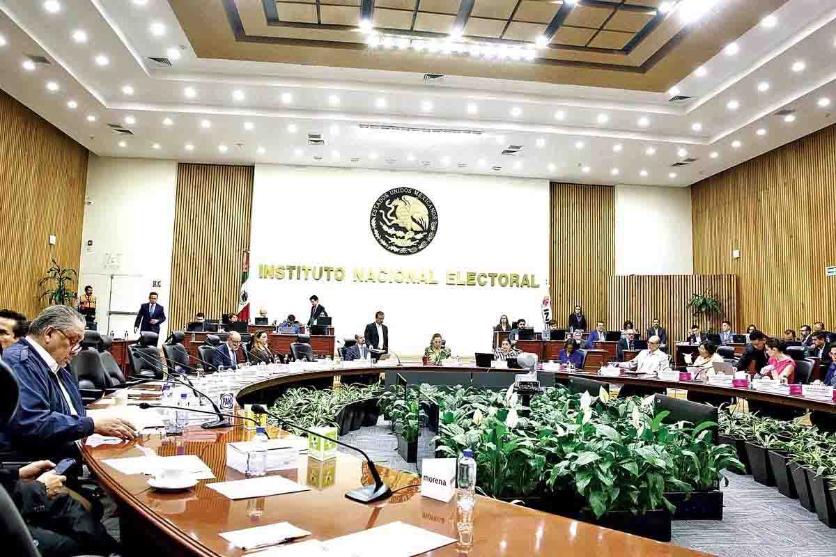 INE se estanca en la opacidad; alega secrecía; ven retroceso en transparencia