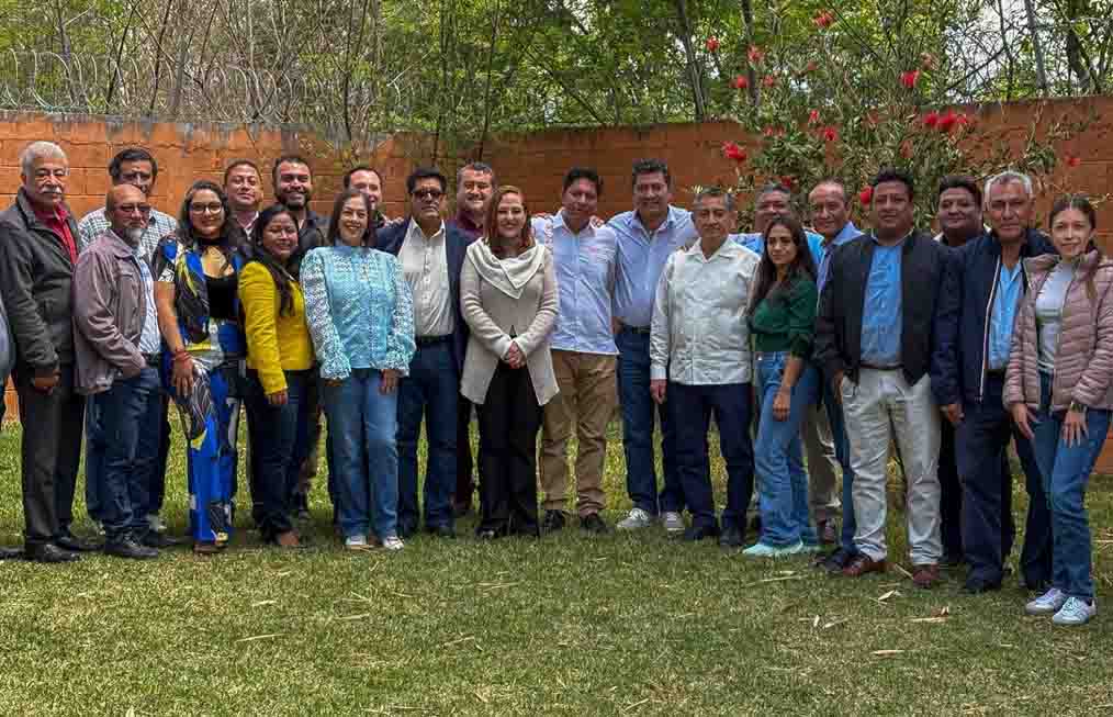 Fortalece Ayuntamiento alianza con el magisterio; SNTE reconoce trabajo conjunto en San Cristóbal