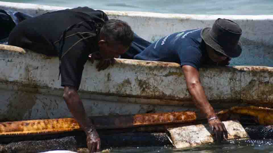Derrame de hidrocarburos desploma ventas y pone en jaque a pescadores en Veracruz a días de Semana Santa