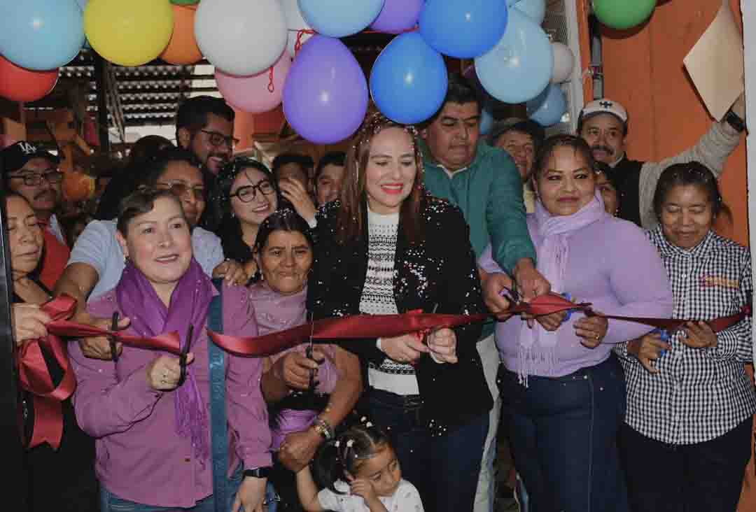 Inaugura Fabiola Ricci rehabilitación del Mercadito de San Ramón