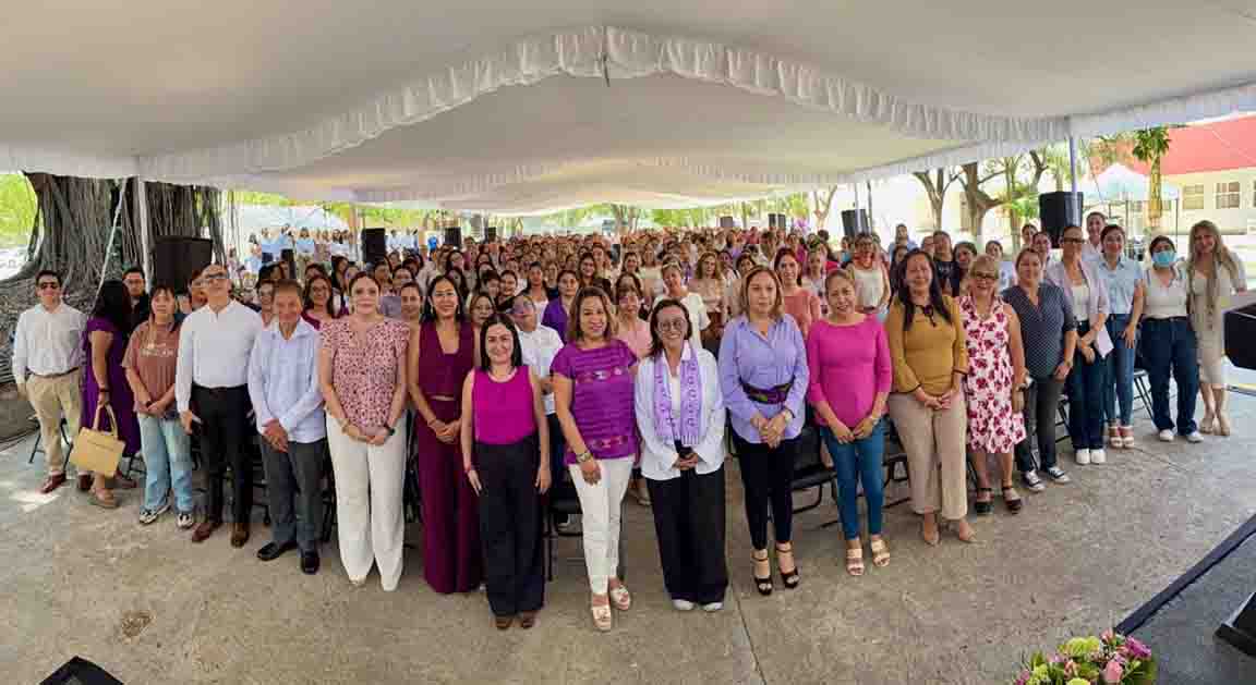 Personal de la Secretaría de Educación participa en jornada de sensibilización sobre liderazgo y derechos de las mujeres