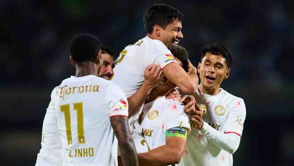 Toluca sufrió, pero logró remontarle a Pumas en Ciudad Universitaria