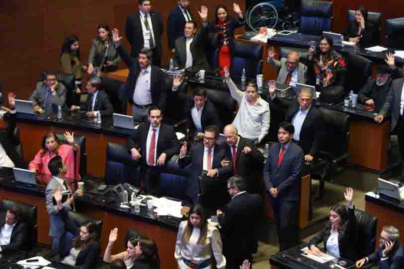 Senado abre camino a la regulación de la IA: cárcel por “infracciones gravísimas”