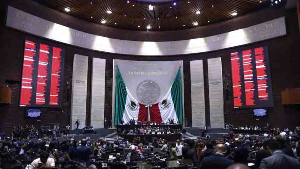 Atoran iniciativas en Cámara de Diputados, aprueban solo 4% de propuestas