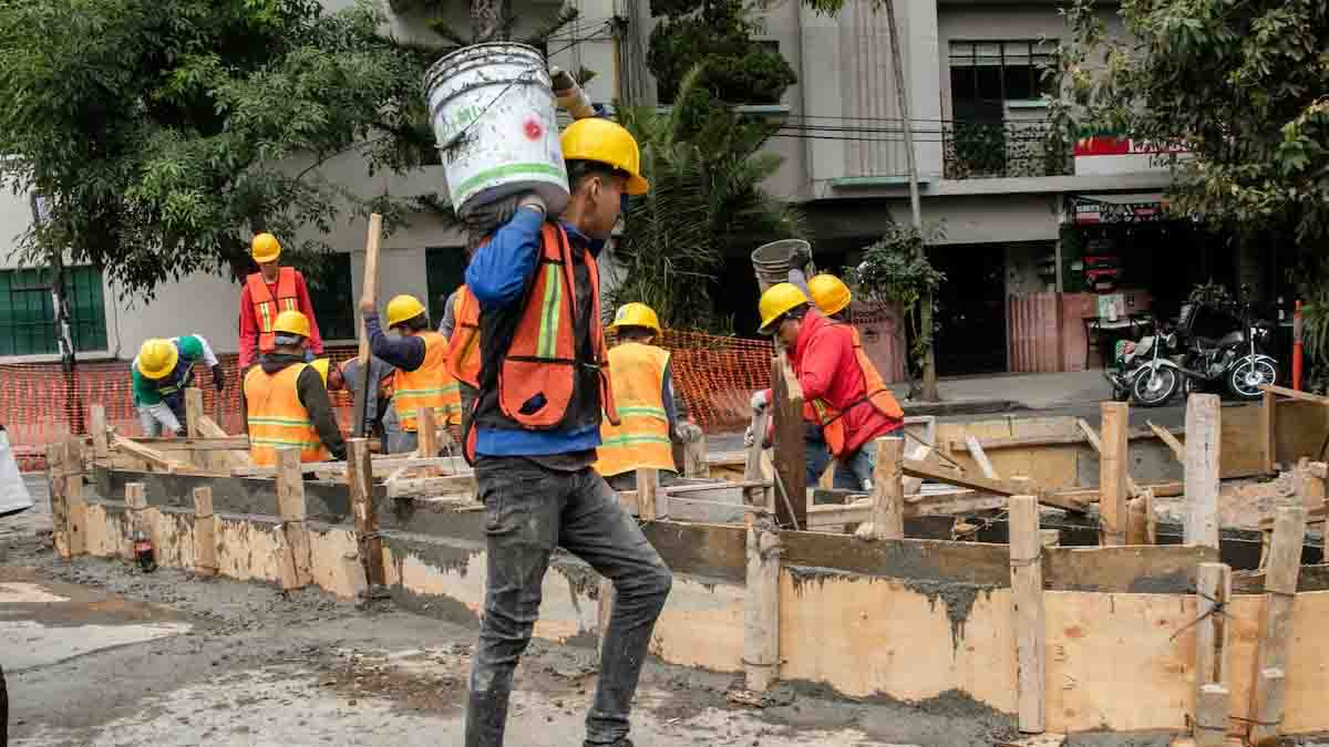 Cementeras y constructoras ‘sufren’ por alza del petróleo y energéticos: Costos totales aumentan 40%