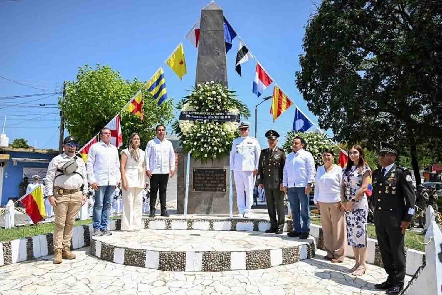 Eduardo Ramírez conmemora la Gesta Heroica de Veracruz en Tapachula