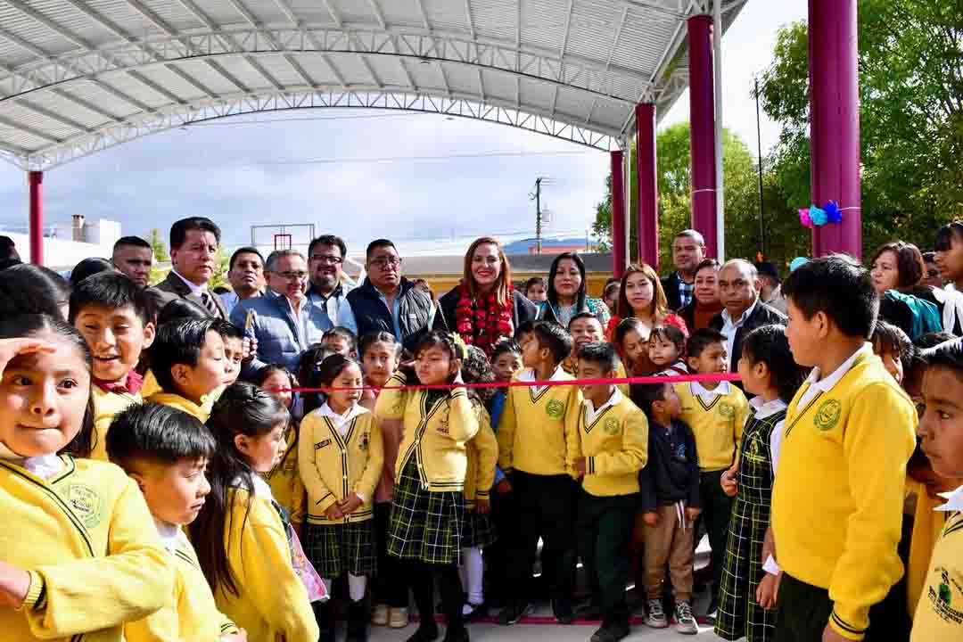 Inauguran domo escolar en primaria Héroes de Nacozari; refuerzan infraestructura educativa en San Cristóbal