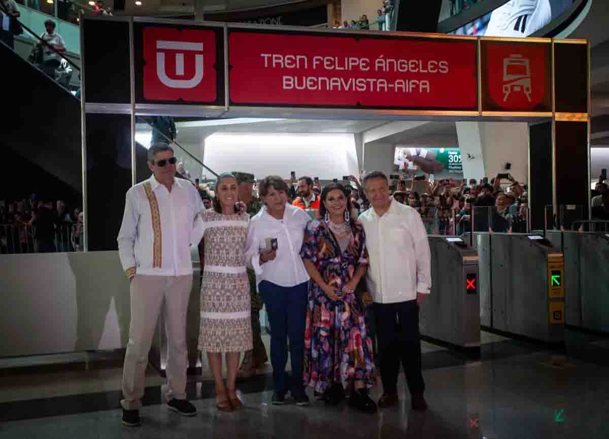 Sheinbaum inaugura el Tren Felipe Ángeles, la nueva ruta que conecta la CDMX con el AIFA