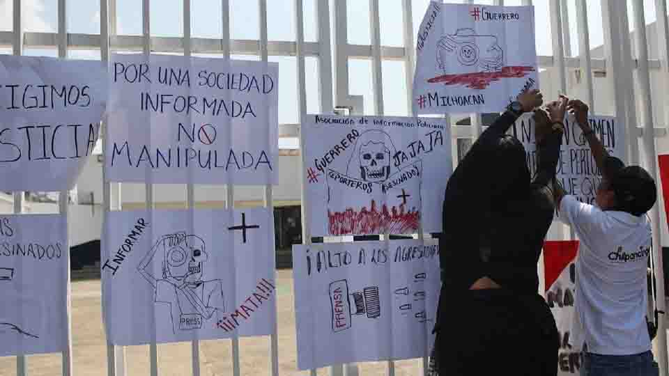 Libertad de prensa está en niveles mínimos desde hace 25 años; México baja al lugar 122