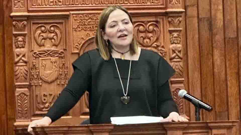 María del Carmen Alanís queda fuera de la lista de 100 aspirantes a consejeros electorales del INE; avanzan cercanos a Taddei