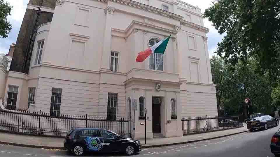 La mansión del duque: la residencia oficial más cara del gobierno mexicano que alojó al hijo de Ebrard