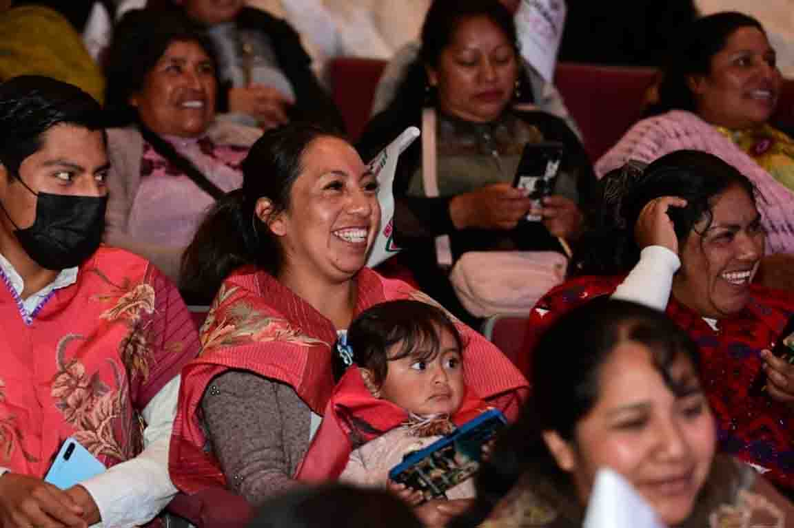 Alfabetización con rostro de mujer: la base de un nuevo Chiapas