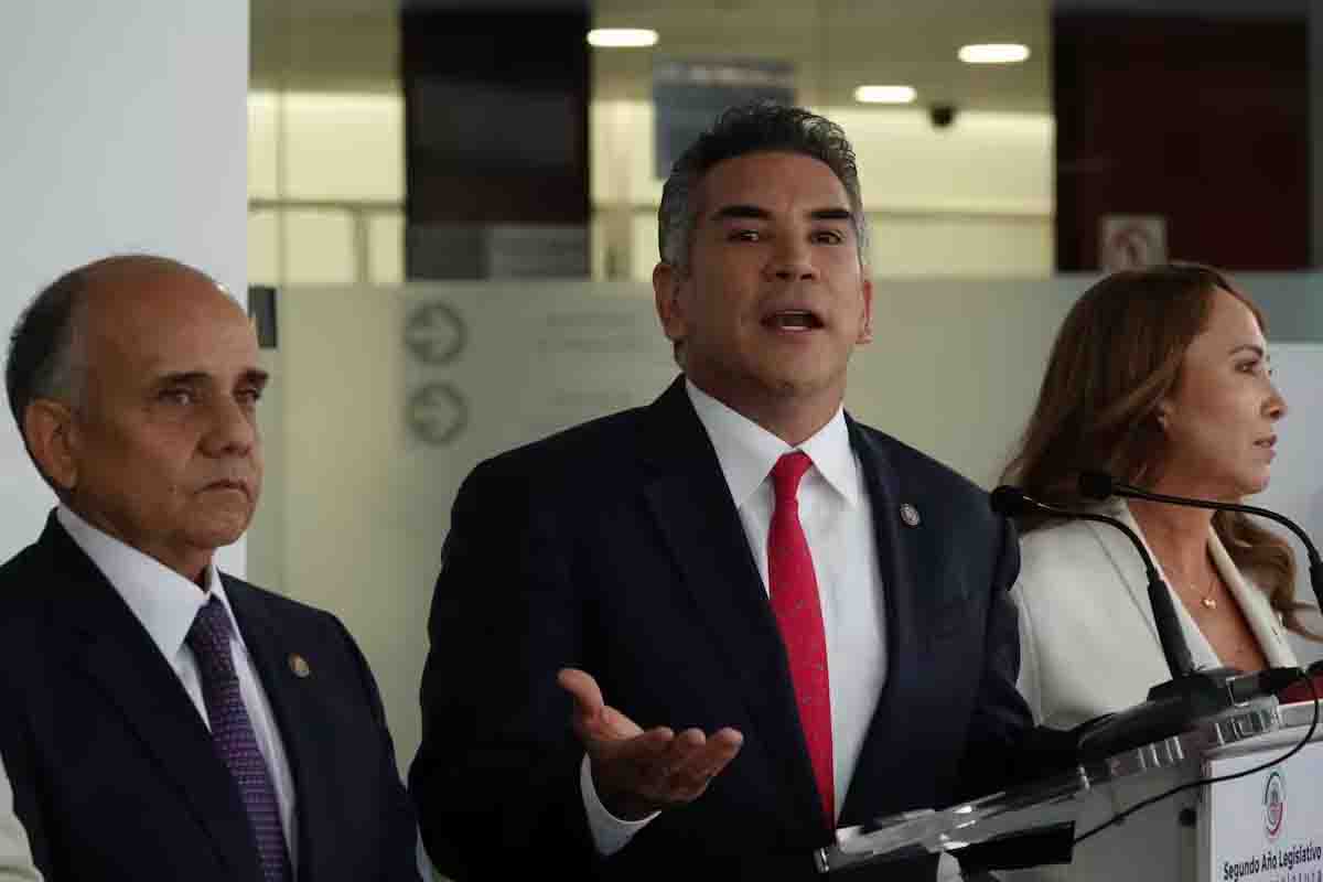 ‘Alito’ Moreno exige renuncia de Mario Delgado: ‘La SEP está convertida en un caos permanente’