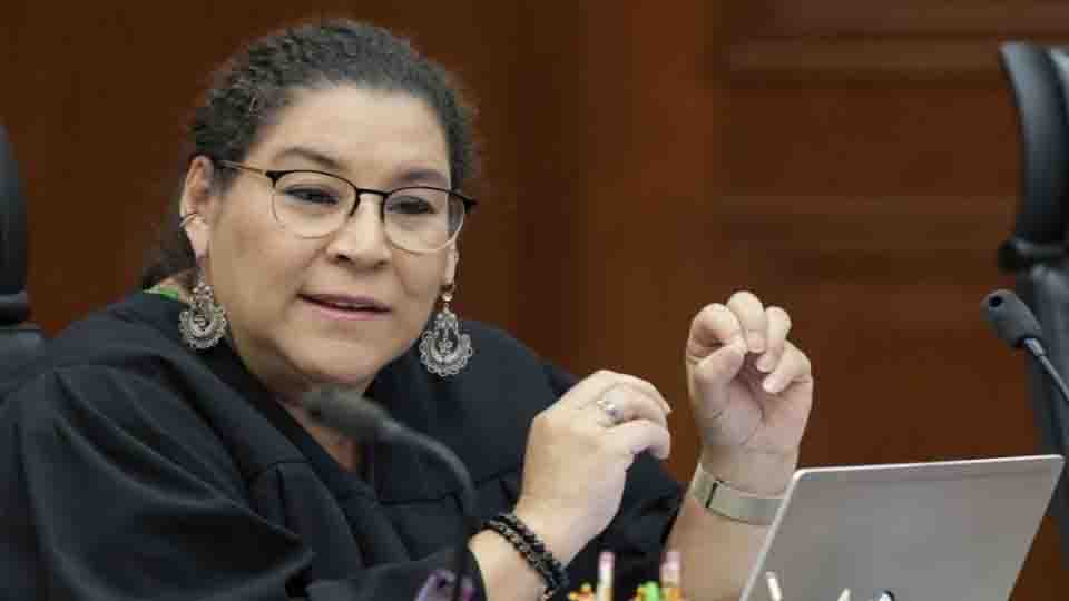 Lenia Batres invita a dar conferencia a Juan Carlos Monedero, político español señalado de presunta violencia sexual