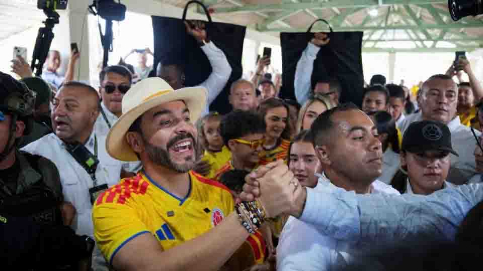 Abelardo de la Espriella gana la segunda vuelta presidencial en Colombia frente a Iván Cepeda