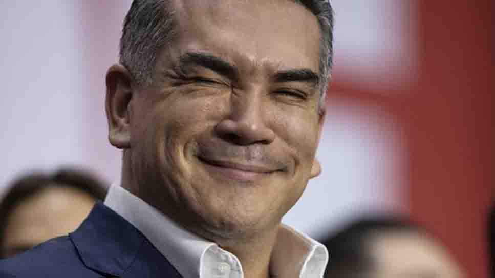 Alejandro Moreno llama “títere” a AMLO tras publicación de carta sobre Donald Trump