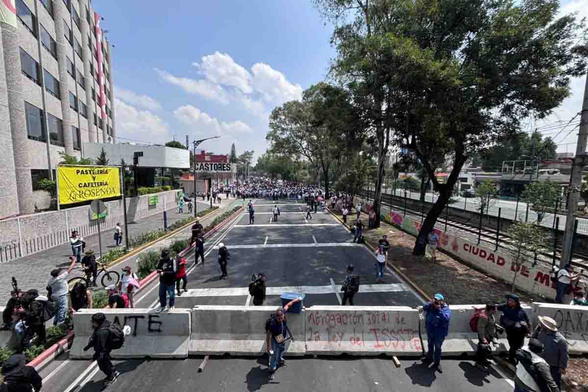 La CNTE triplica la apuesta: amenaza con llevar protestas a Monterrey y Guadalajara