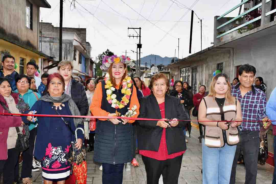 Gobierno Municipal fortalece infraestructura urbana con obra integral en Los Pinos