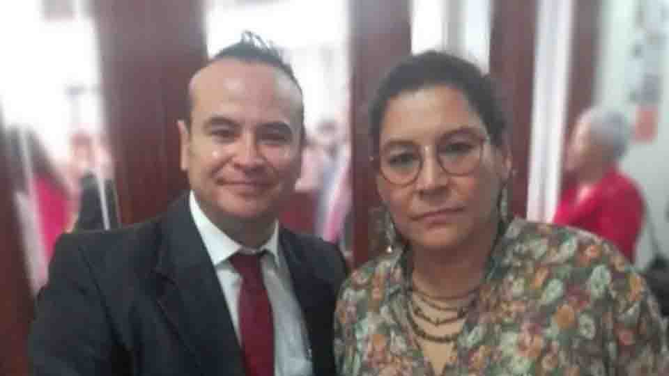 Juez polémico agrede a familiar, lo detienen y lo dejan libre horas después
