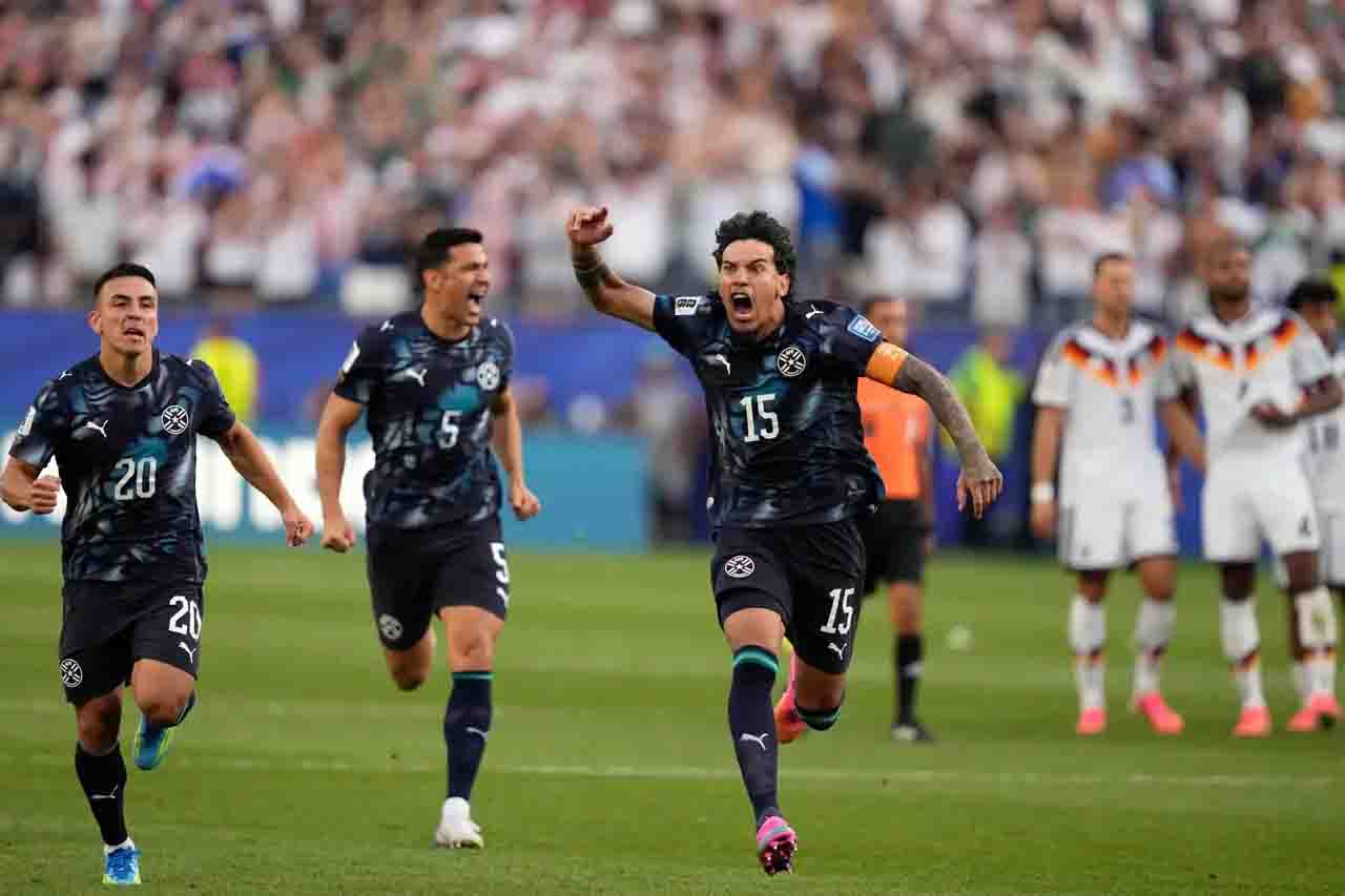 Paraguay tumba a Alemania en los penaltis y se clasifica a octavos de final del Mundial