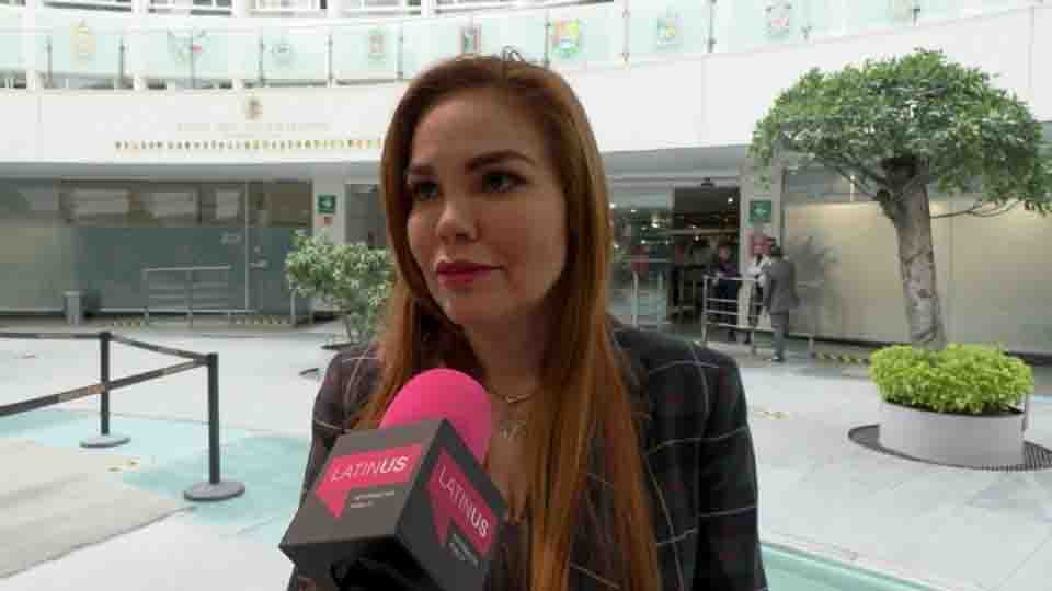 Quitan protección a diputada de Sinaloa que recibió corona fúnebre; “Diosito me acompaña”, asegura