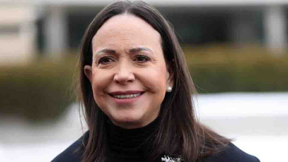 “El régimen quiere bloquearme”: María Corina Machado acusa el cierre del espacio aéreo en Venezuela para evitar su llegada