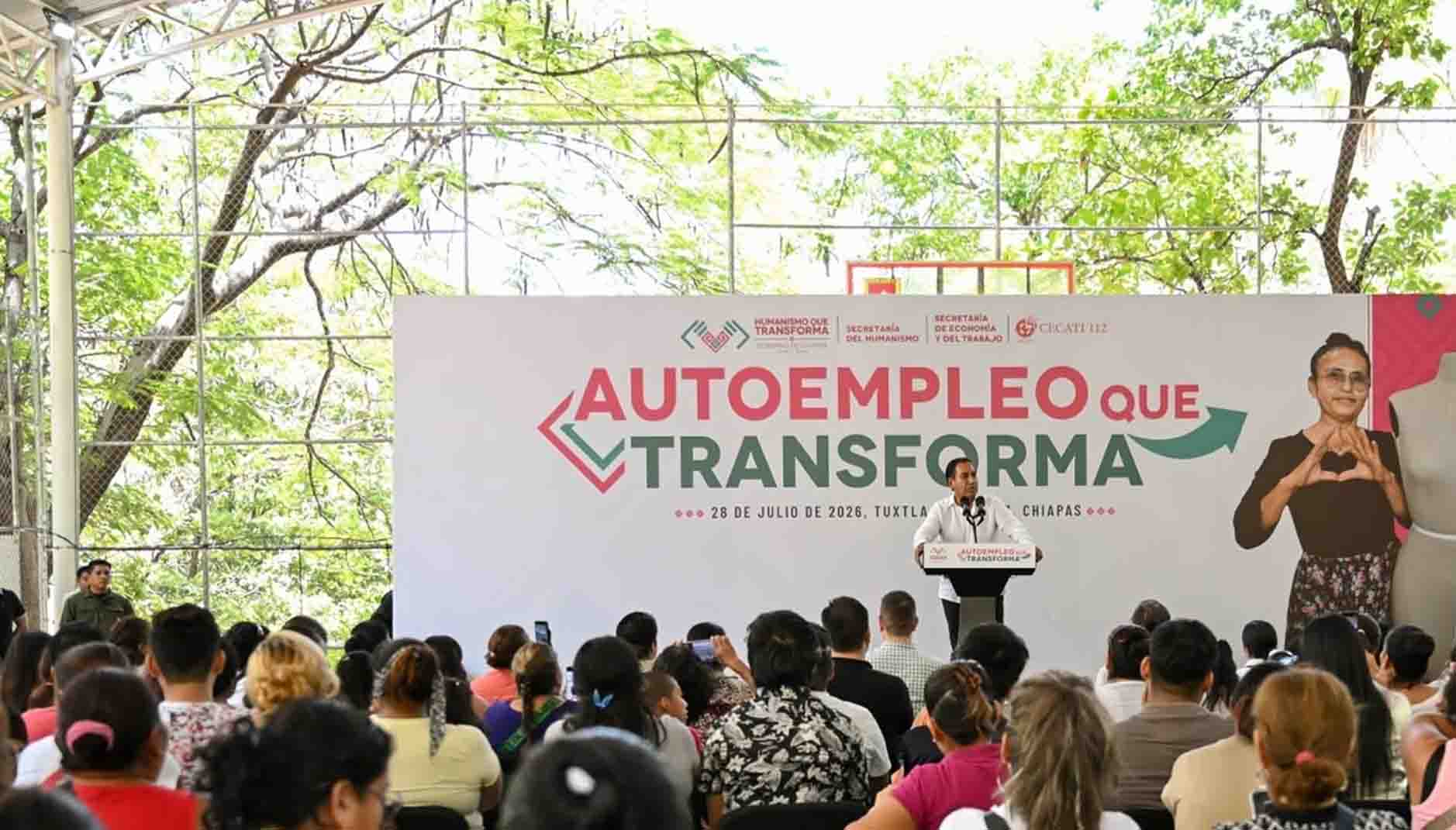 Eduardo Ramírez impulsa el autoempleo para transformar vidas y fortalecer la economía de las familias