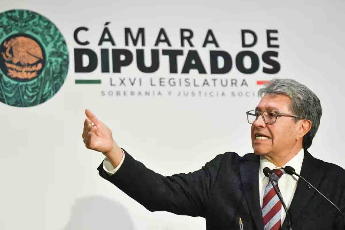 Monreal exige a EUA presentar pruebas ante la FGR por presunto huachicol fiscal del CJNG