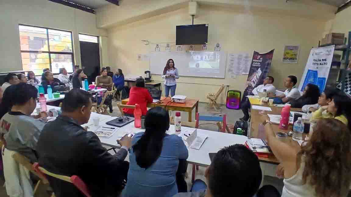 Fortalecen la protección de la niñez con taller sobre derechos e instalación del Violentómetro en San Cristóbal