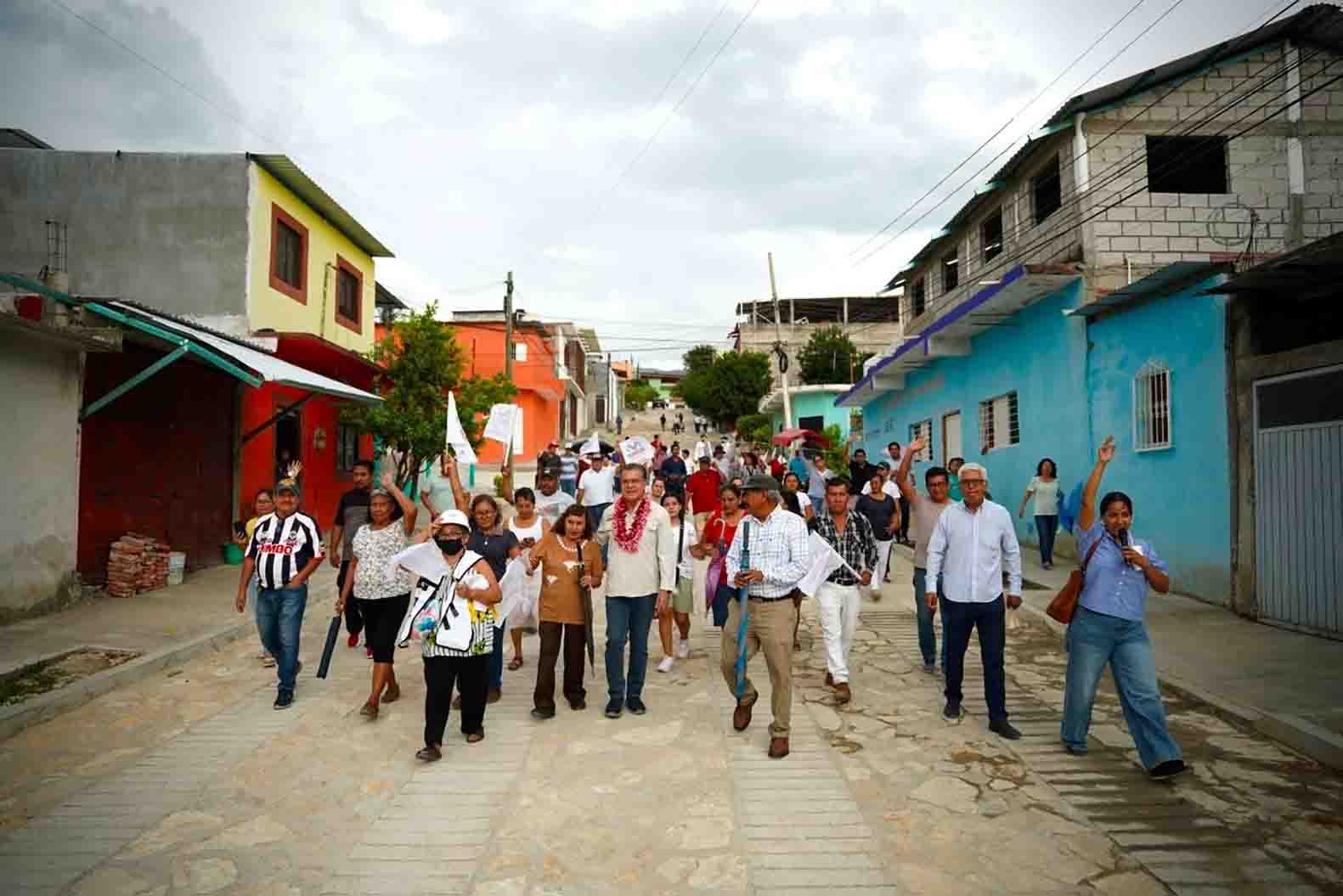 Supervisa Chacón avance de Calles Humanistas