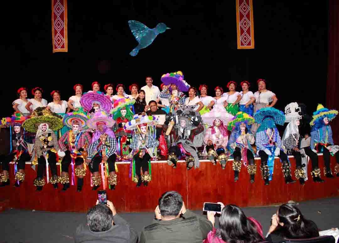Celebran 10 años de trayectoria del Grupo Ts’unu’un con presentación cultural incluyente