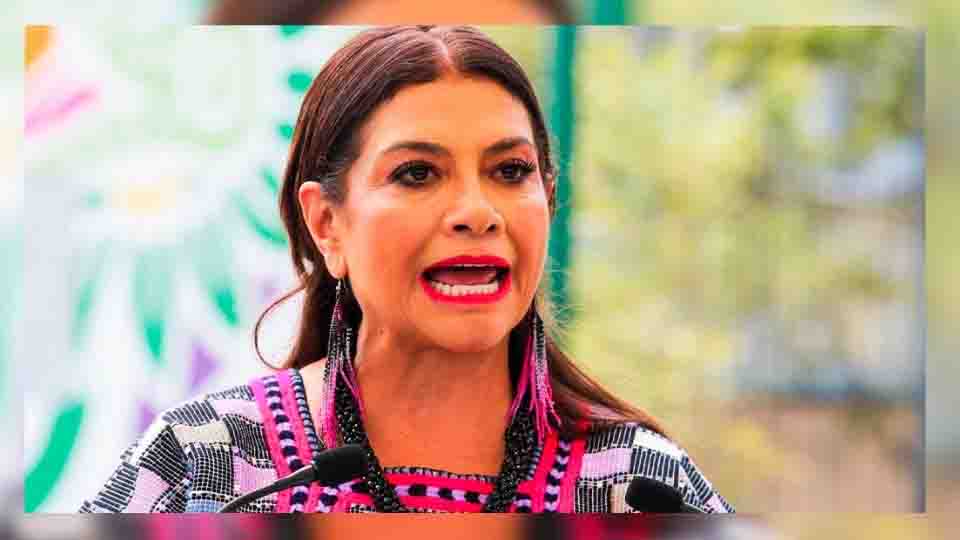 Clara Brugada desvía la polémica de la revocación de la visa de Andy López Beltrán al tema electoral