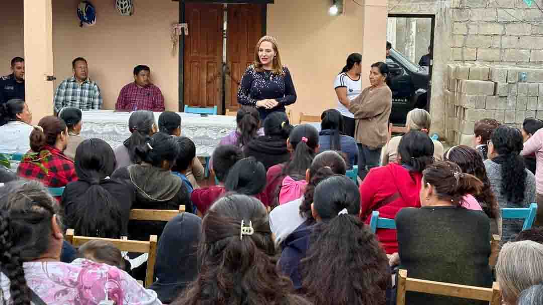 Gobierno Municipal fortalece el diálogo con vecinas del Barrio de Tlaxcala