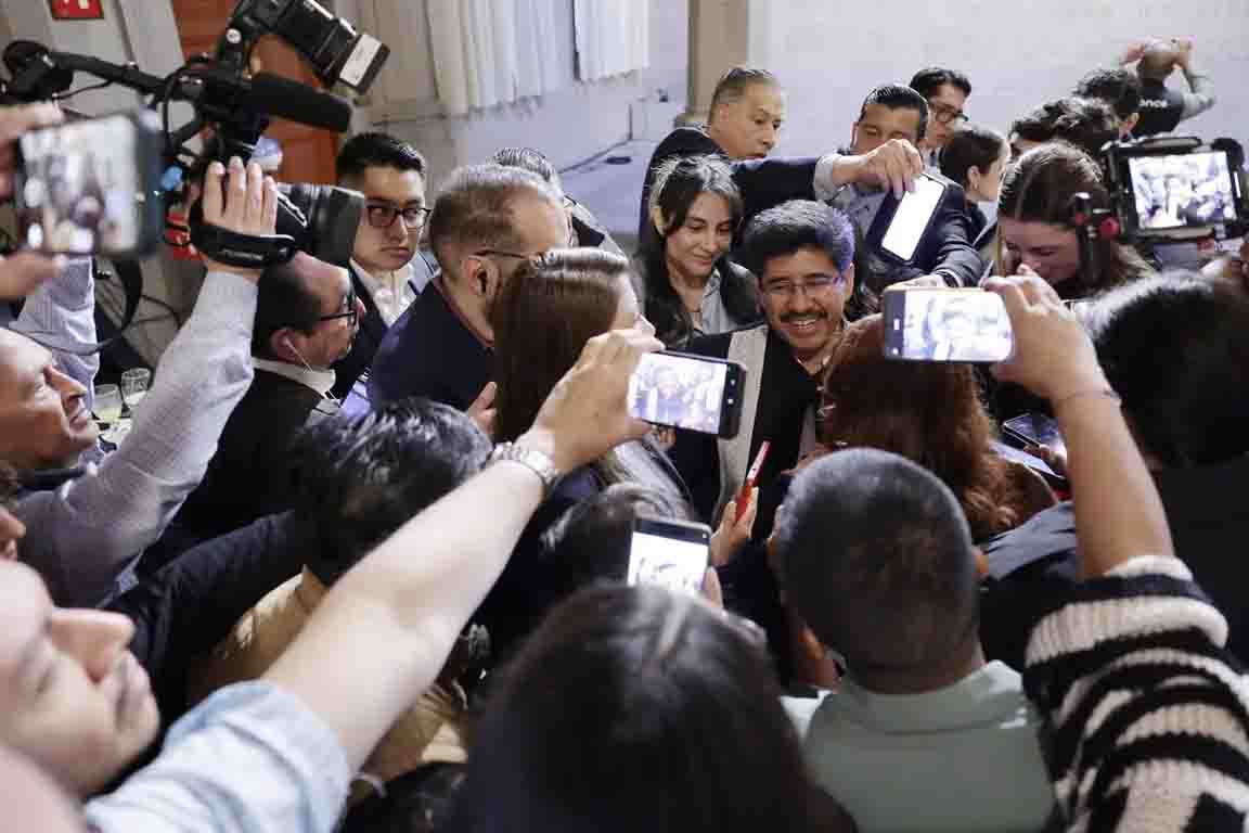 Pugnas internas y desorden en el Pleno desgastan la presidencia de Hugo Aguilar