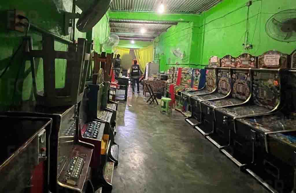 EN CATEO, FGR ASEGURA 50 MÁQUINAS TRAGAMONEDAS EN HUIXTLA, CHIAPAS
