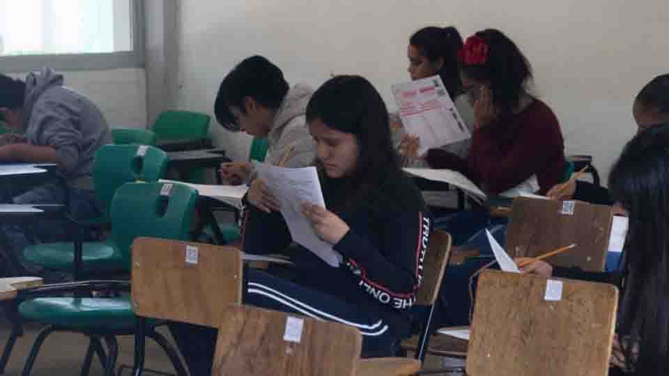Nueva Escuela Mexicana fracasa en la prueba PISA: caen estudiantes en las materias de lectura y matemáticas siete puntos
