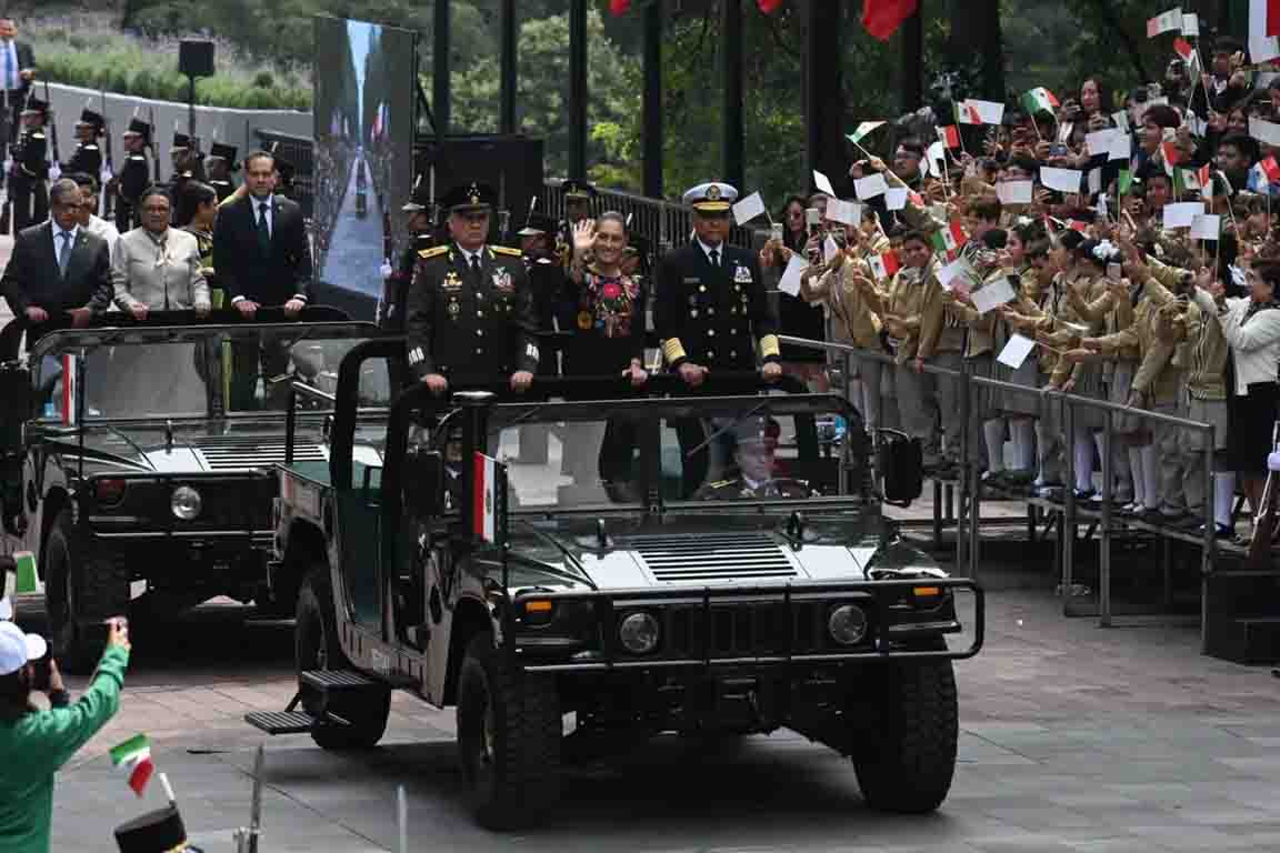 “La soberanía se defiende”: Ejército cierra filas con Sheinbaum