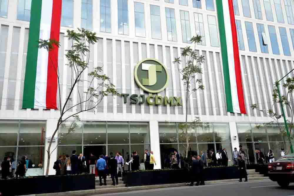 Trabajó 16 años para un juez, lo despidieron sin justificación y ahora el Poder Judicial lo ignora
