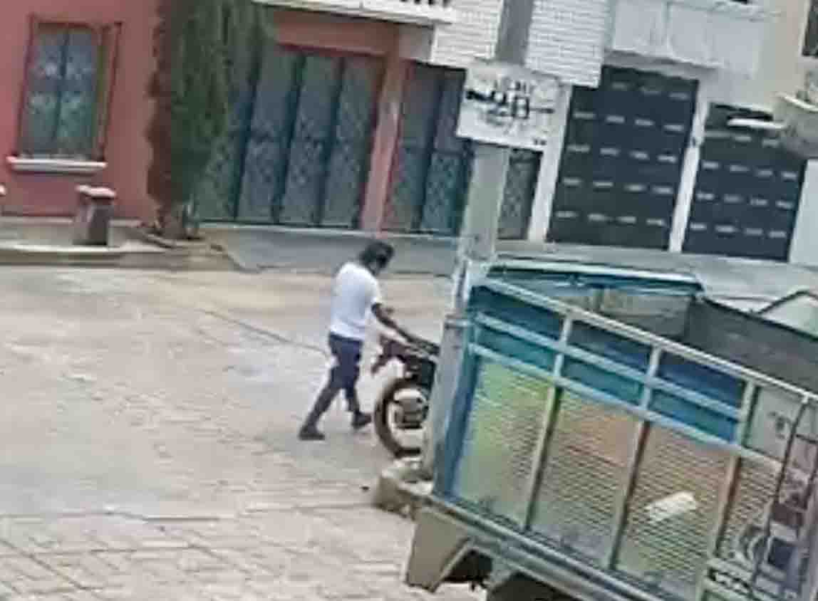 Vecinos de la zona norte localizan a presunto ladrón tras robo de motocicleta en SCLC