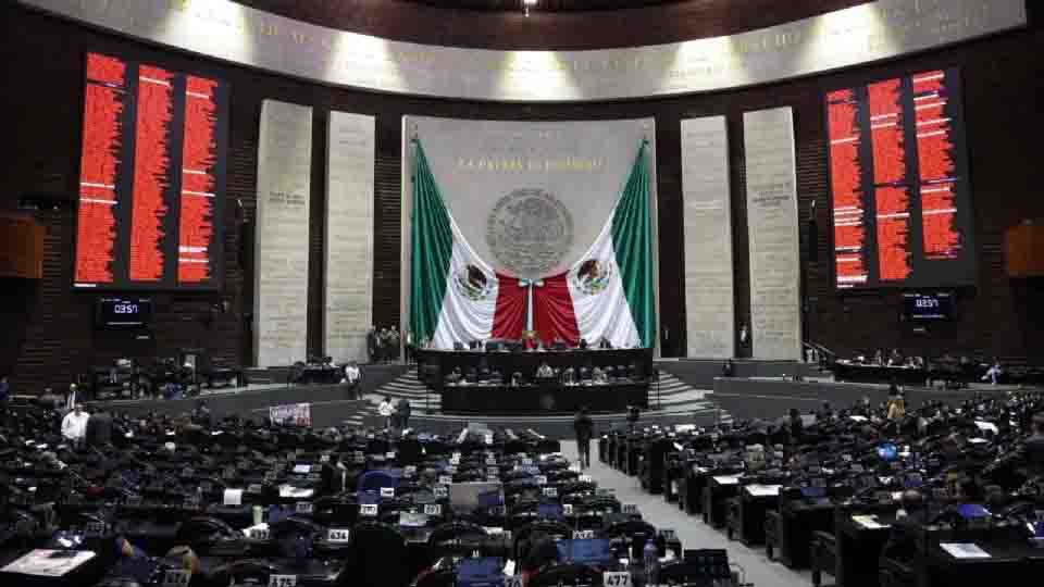 Morena y aliados aprueban en lo general la Ley de ingresos 2027; dinero para AIFA y tren Maya sacó a las calles al sector salud: PAN