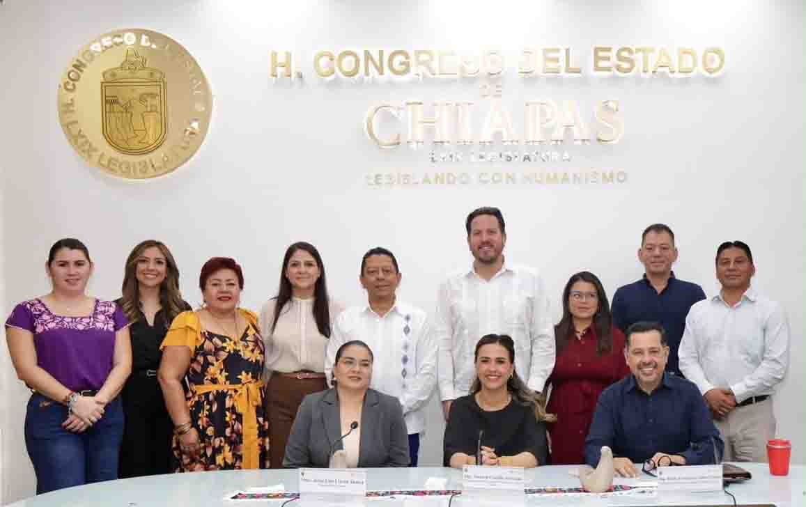 Analizan Congreso y FGE Ley en materia de Declaración Especial de Ausencia de Personas Desaparecidas