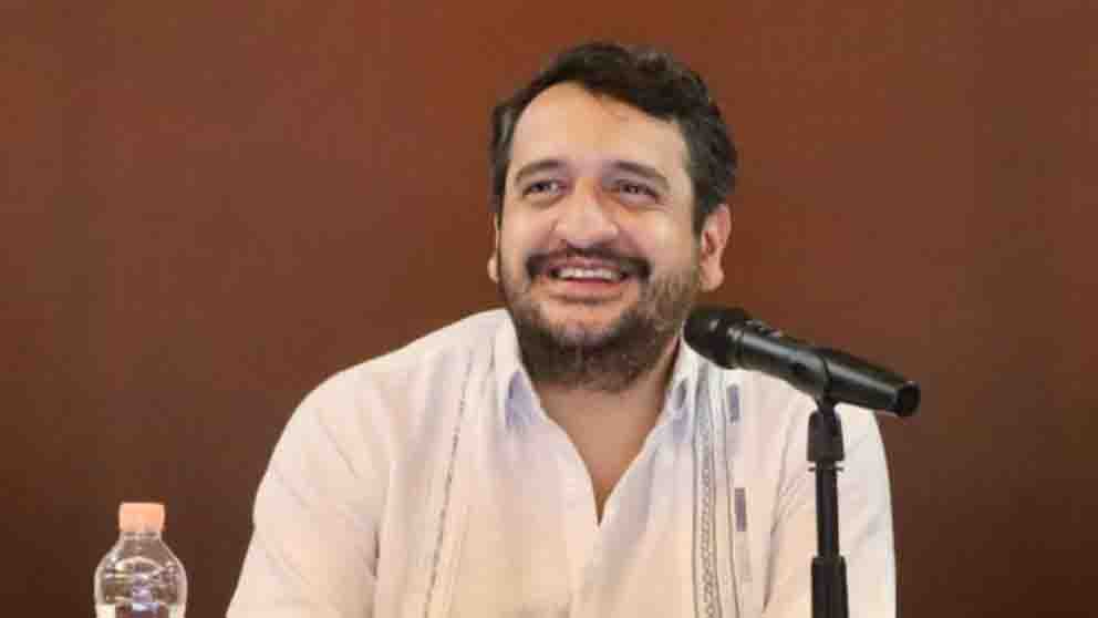 Andy López Beltrán reaparece tras reportaje del NYT sobre agencias de EEUU que lo tienen en la mira: presume libro de AMLO