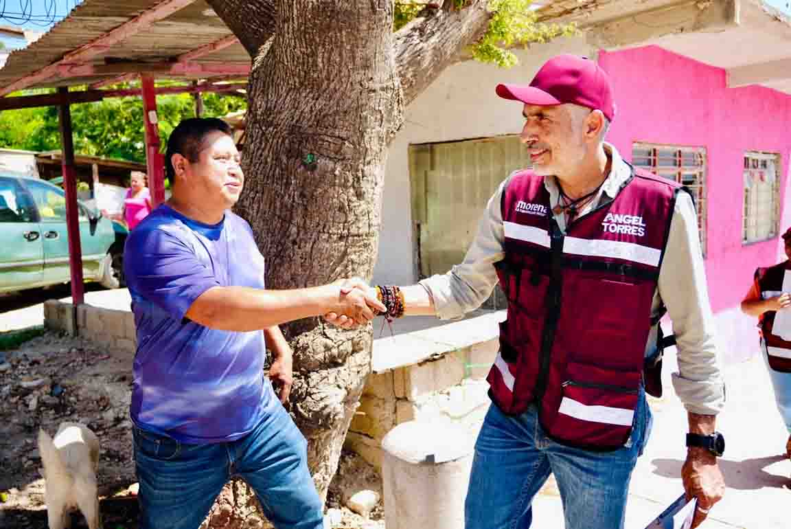 Angel Torres lleva el mensaje de la Cuarta Transformación con brigadeo casa por casa en colonia Sabaot